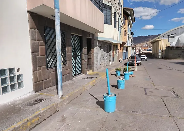 Apartments Tahuanwasi House Building Cusco